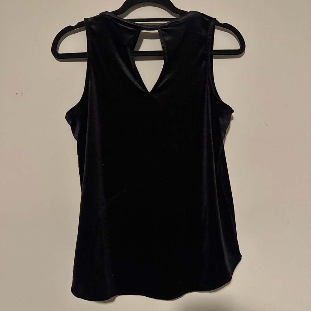 GUC Classic Black Velvet Swing Tank Top with Keyhole Details